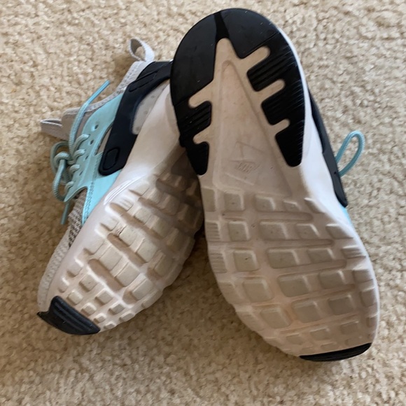 Ultra Huarache by Nike - Picture 6 of 7